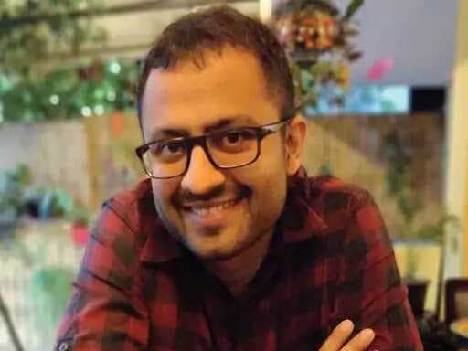 फीचर आर्टिकल:ज्योतिषी की सच्ची भविष्यवाणी ने इस इंजीनियर को बनाया करोड़पति: Astrotalk