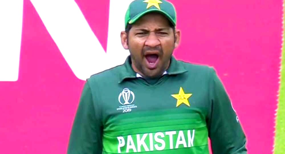 Sarfaraz Yawning during the Match