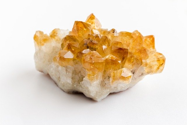 Topaz Stone- Astrological Benefits and How to Wear it