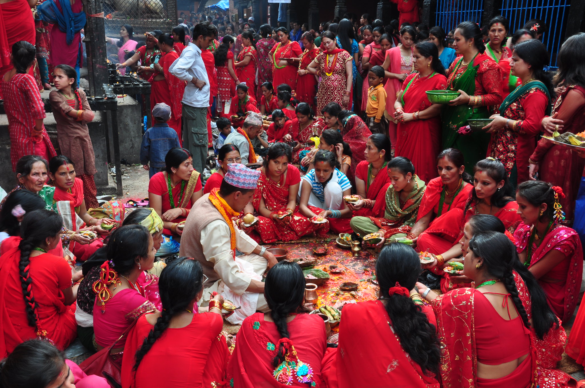 Teej Festival 2021: Date, Time, Rituals, And Other Traditions