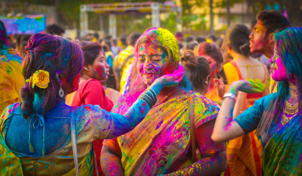 Holi colours and their meaning