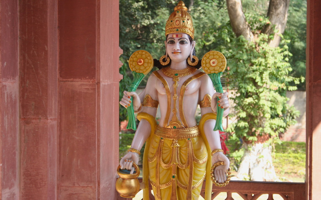 Perform Vishnu Puja With These Rituals And Fulfill All Your Wishes