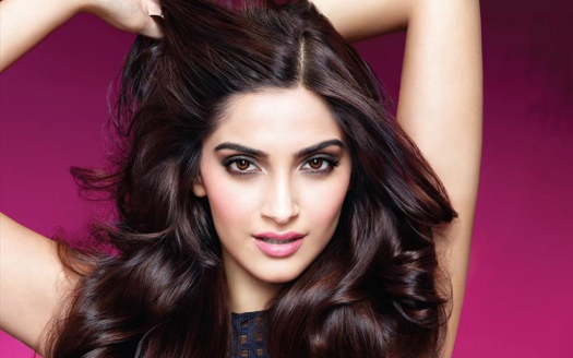 Know How Will 2023 Be For Sonam Kapoor On Her Birthday