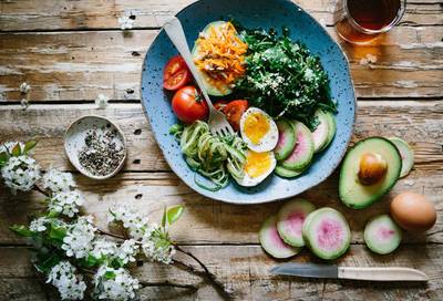 Astrology and Nutrition: Aligning Your Diet with Planetary Influences