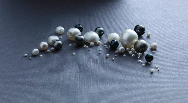 Do Moonstones And Pearls Work The Same Way According To Astrology?