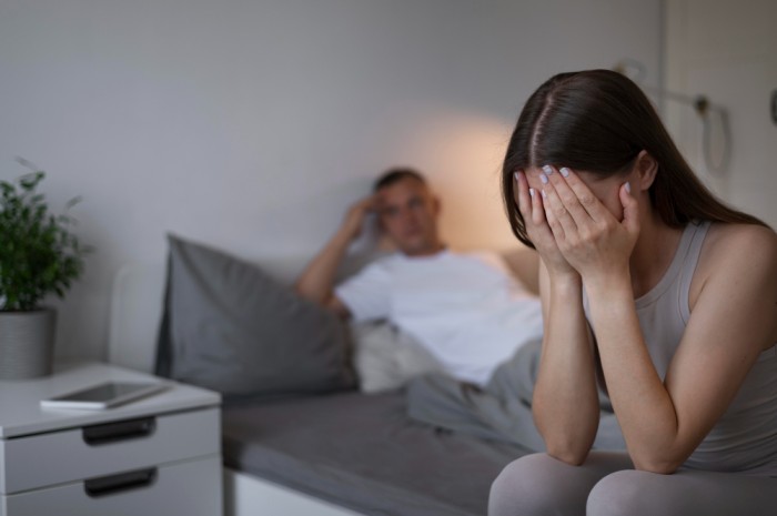 7 Reasons Why You Are Unhappy In Relationship