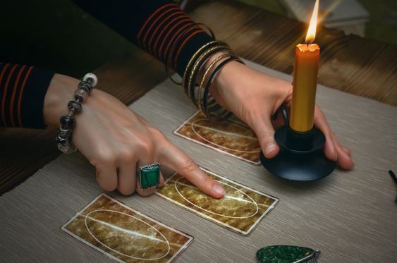 Tarot for Decision Making: Embracing Intuition on the Journey to Success!