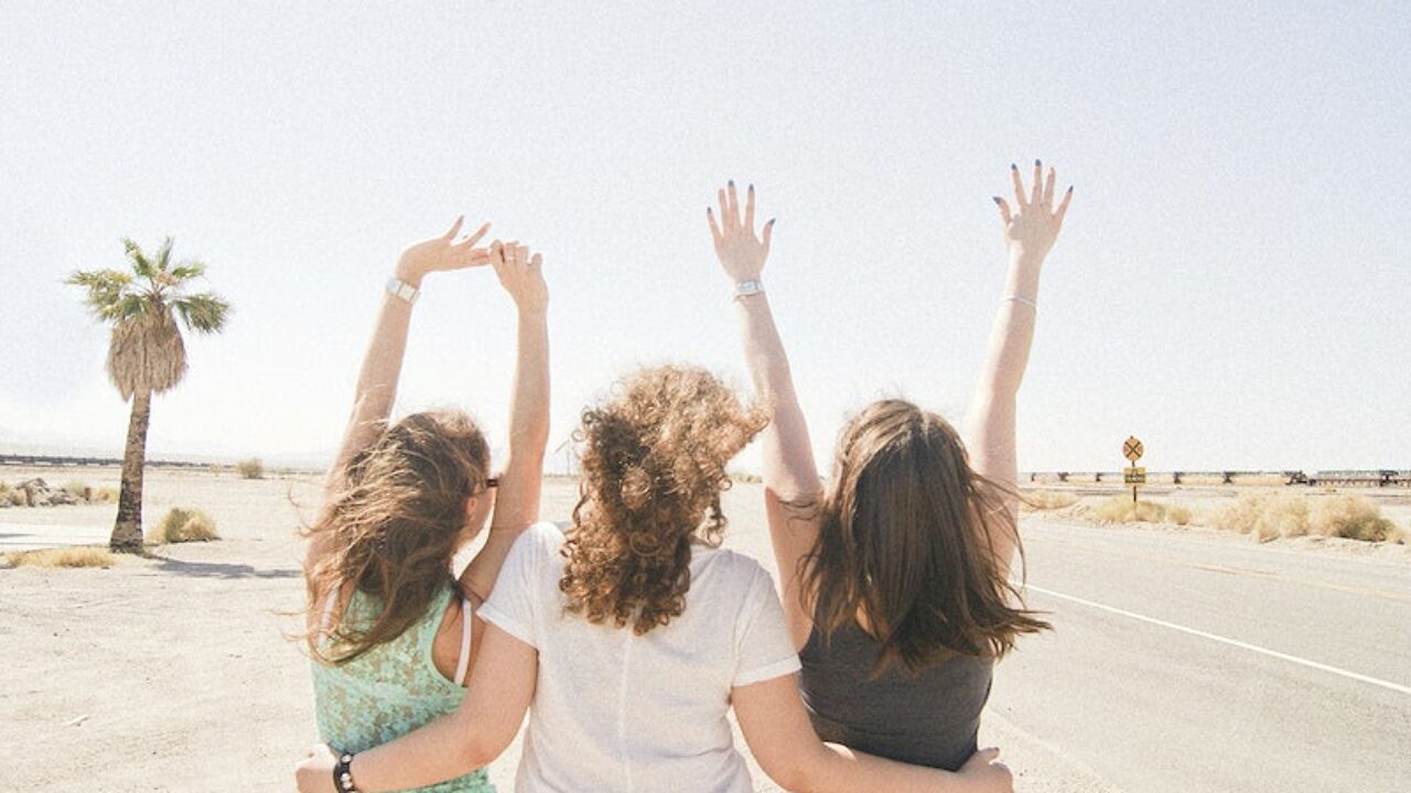 Zodiac Signs That Make the Best Friends