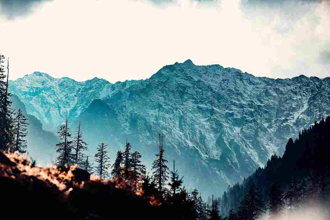 Top 7 Astrology Tips for Enjoyable Trip in Manali